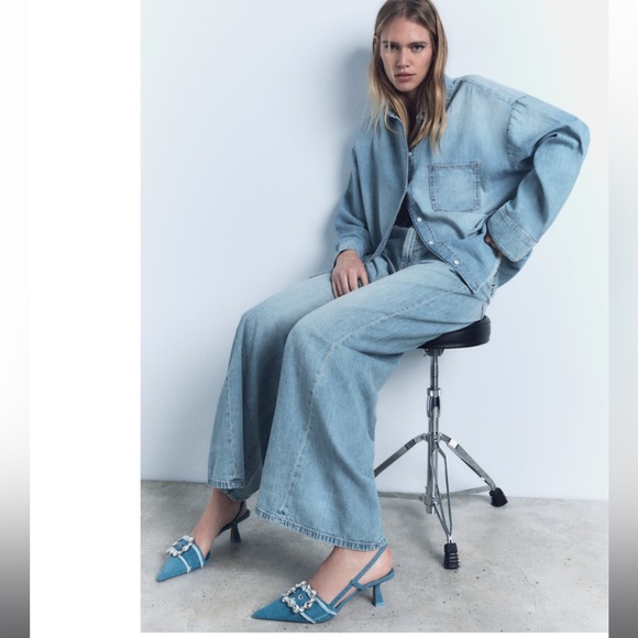 ZARA BUCKED DENIM SLINGBACK SHOES - Picture 2 of 9